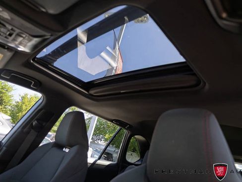 Used 2022 Toyota RAV4 SE w/ Weather & Moonroof Package AWD/4WD image 23