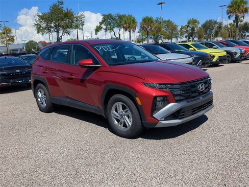 New 2026 Hyundai Tucson SE image 9