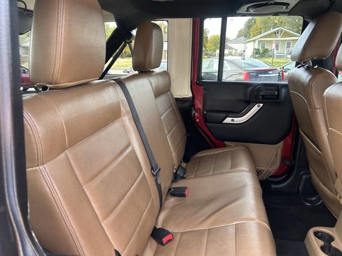 Used 2011 Jeep Wrangler Unlimited Rubicon w/ Trailer Tow Group image 24