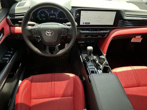 Used 2026 Toyota Camry XSE FWD image 13