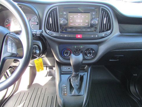 Used 2022 RAM ProMaster City Tradesman w/ Mopar Trailer Tow Group FWD image 21