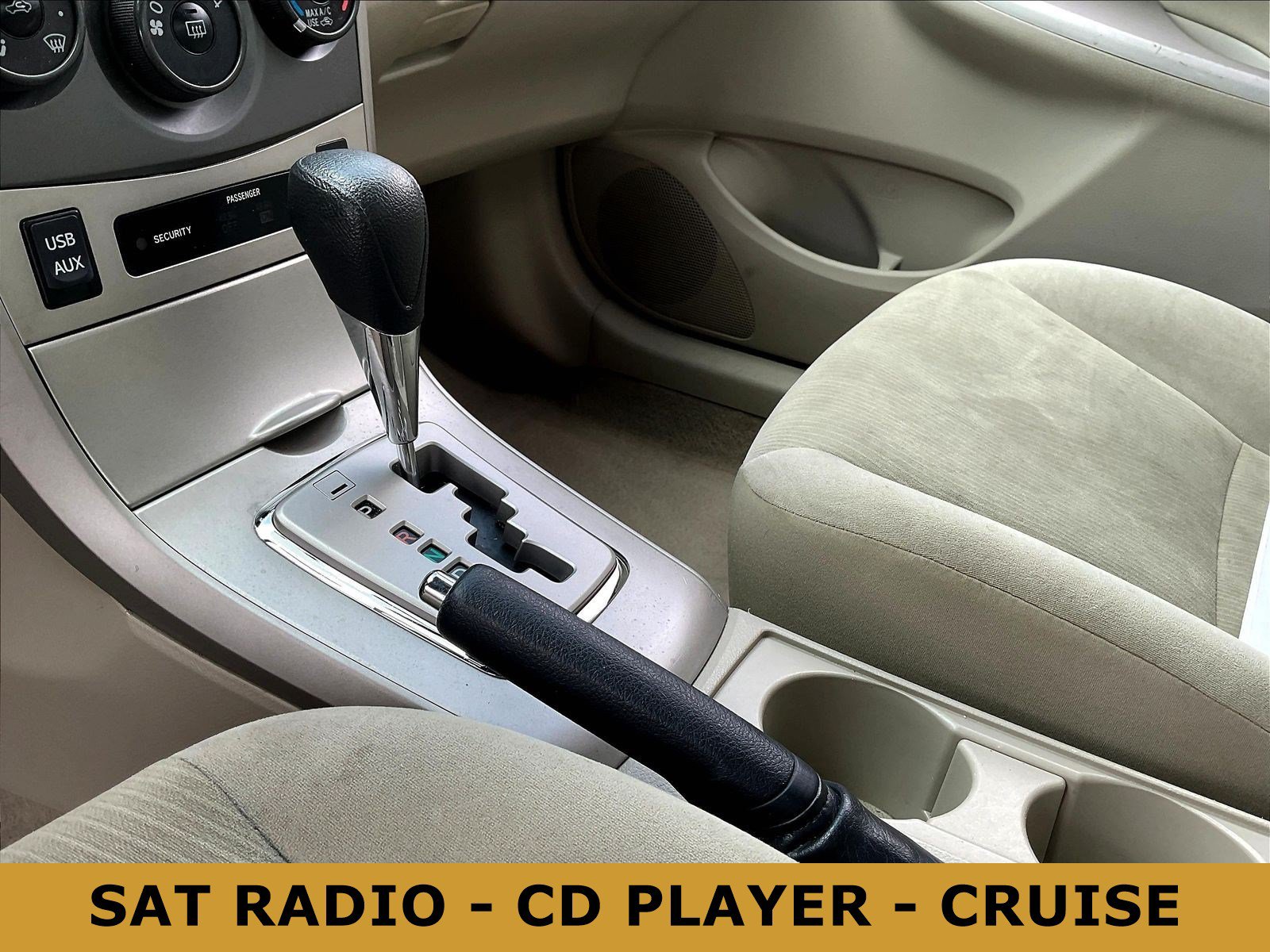 Used 2012 Toyota Corolla LE FWD image 18