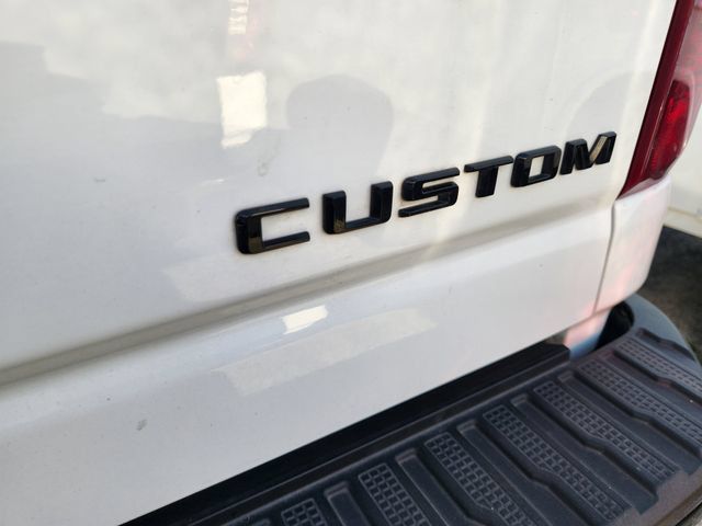 Used 2024 Chevrolet Silverado 2500 Custom w/ Custom Value Package AWD/4WD image 7