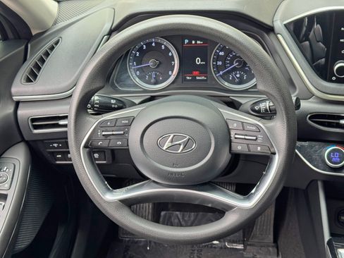 Used 2022 Hyundai Sonata SEL w/ Preferred Accessory Package FWD image 18