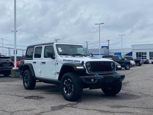 Used 2024 Jeep Wrangler Unlimited Rubicon 4xe w/ Technology Group AWD/4WD image 1