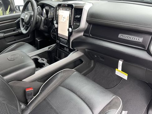 New 2026 RAM 2500 Laramie w/ Night Edition AWD/4WD image 25