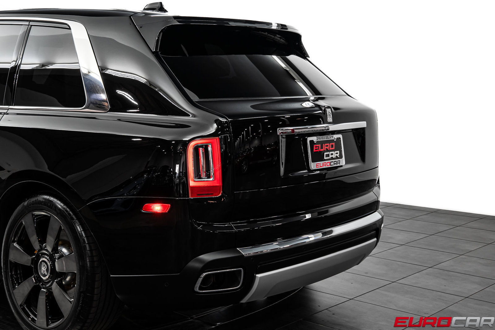 Used 2023 Rolls-Royce Cullinan AWD/4WD image 17