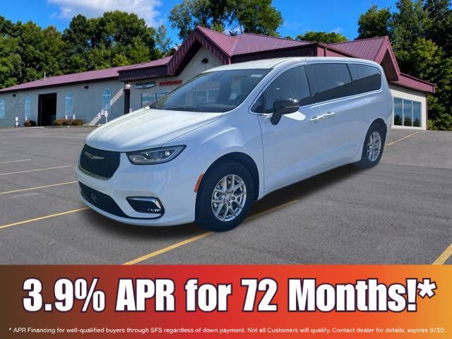 New 2026 Chrysler Pacifica Select FWD image 9
