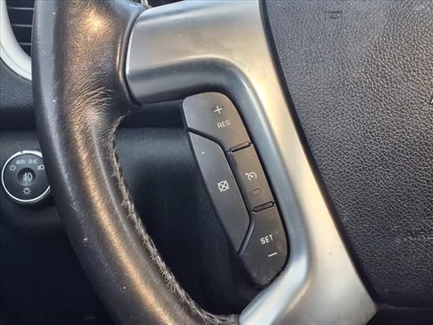 Used 2015 Chevrolet Traverse LT w/ Style and Technology Package FWD image 18