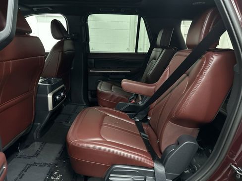 Used 2024 Ford Expedition Limited AWD/4WD image 21