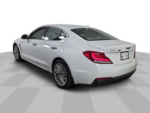 Used 2020 Genesis G70 2.0T image 5