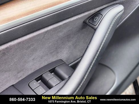 Used 2023 Tesla Model 3 Long Range image 17