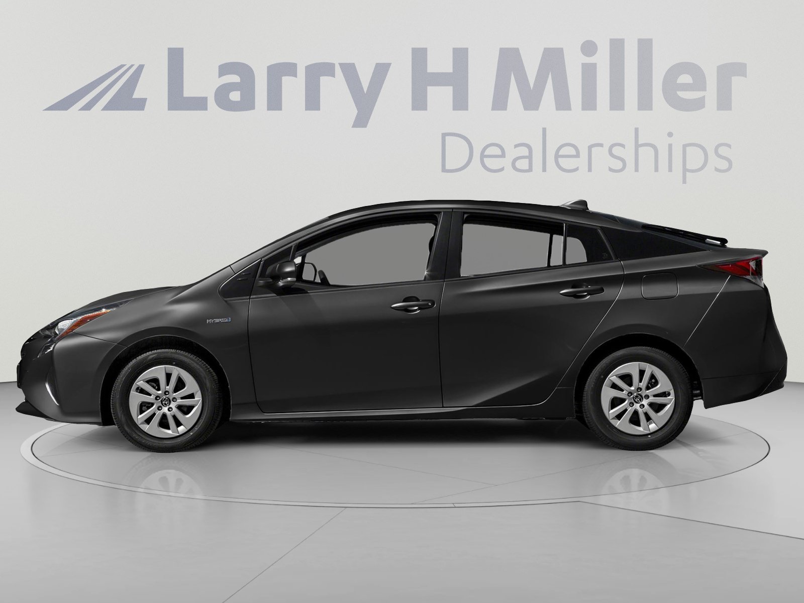 Used 2018 Toyota Prius Two w/ Prius Two Safety Plus Package FWD image 3