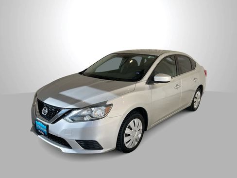 Used 2016 Nissan Sentra S image 1