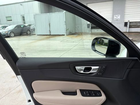 Used 2026 Volvo XC60 B5 Plus w/ Protection Package Premier image 22