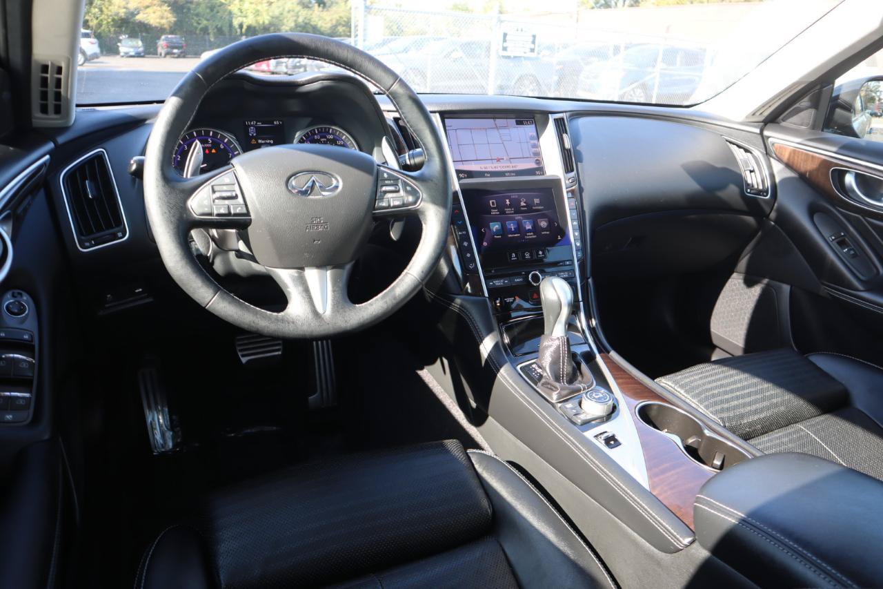 Used 2015 INFINITI Q50 AWD w/ Technology Package image 16