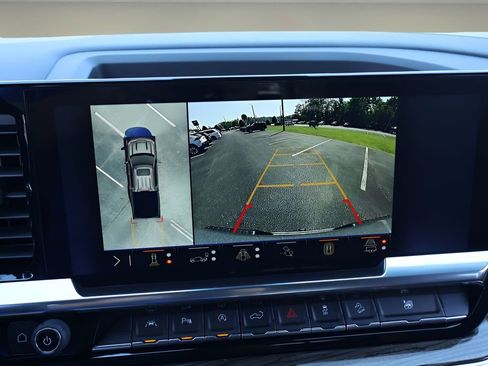 Used 2026 Chevrolet Silverado 1500 RST image 33