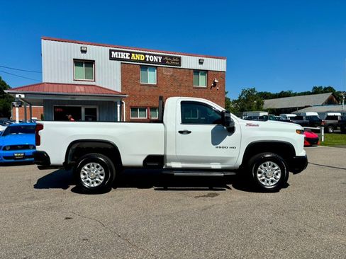 Used 2025 Chevrolet Silverado 3500 W/T w/ WT Convenience Package AWD/4WD image 4