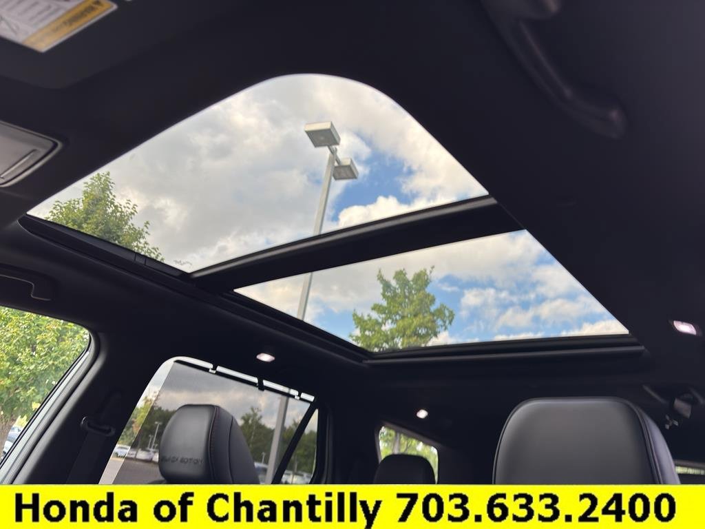Certified 2026 Honda Pilot Black Edition image 21