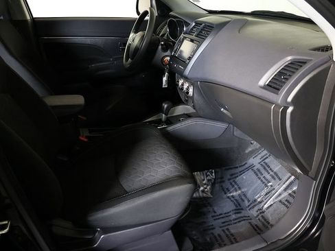 Used 2025 Mitsubishi Outlander Sport ES AWD/4WD image 30