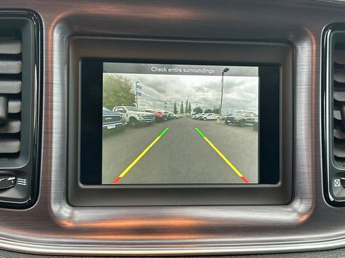 Used 2018 Dodge Challenger SXT image 18