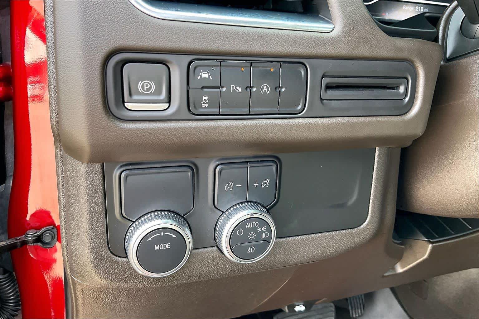 Certified 2023 GMC Yukon SLT RWD image 15