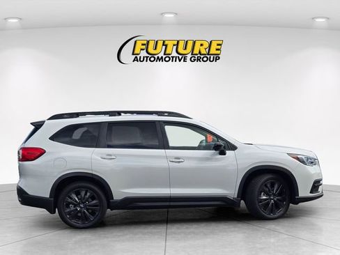 Used 2022 Subaru Ascent Onyx Edition image 3