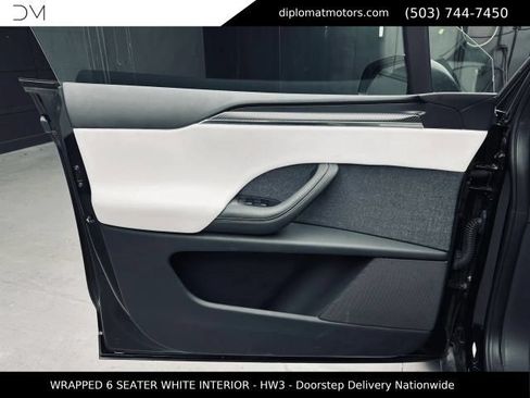 Used 2022 Tesla Model X Plaid AWD/4WD image 27