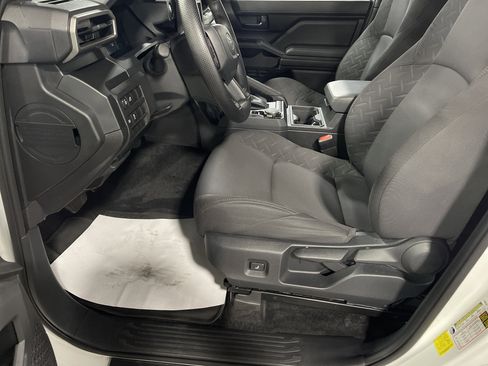 Used 2025 Toyota Tacoma SR image 11