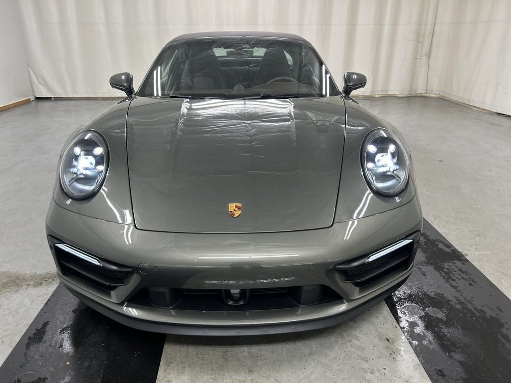 Certified 2022 Porsche 911 Targa 4 GTS AWD/4WD image 3