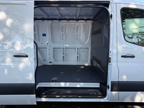 New 2026 Mercedes-Benz Sprinter 2500 image 21