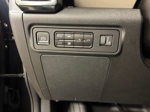 New 2026 GMC Hummer EV 4x4 Crew Cab image 31