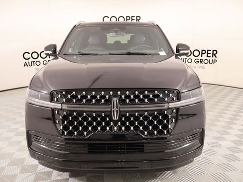 New 2026 Lincoln Navigator Black Label AWD/4WD image 9