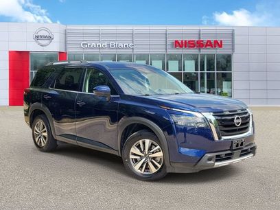Used 2025 Nissan Pathfinder SL