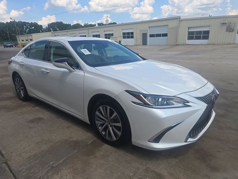 Used 2020 Lexus ES 350 w/ Premium Package FWD image 5