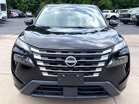 Used 2024 Nissan Rogue SV FWD image 7