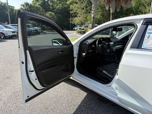 Used 2018 Acura ILX FWD image 9