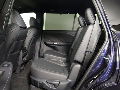 New 2026 Lexus TX 500h AWD image 6