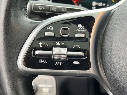 Used 2022 Mercedes-Benz GLS 450 4MATIC image 26