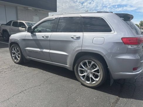 Used 2021 Jeep Grand Cherokee Summit w/ Platinum Series Group AWD/4WD image 2