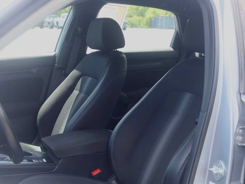 Used 2023 Honda Civic Sport image 4