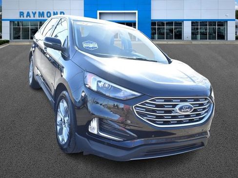 Used 2024 Ford Edge Titanium image 9