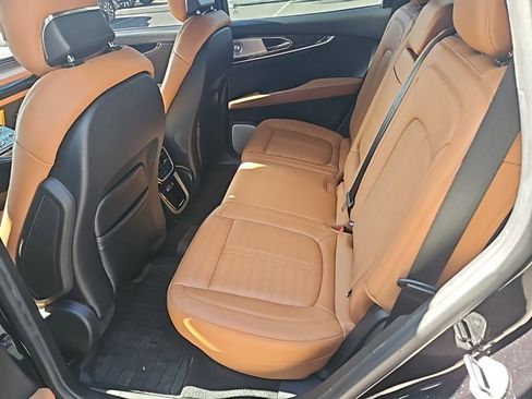 Certified 2023 Lincoln Nautilus Black Label w/ Class II Trailer Tow Package image 3