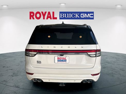 Used 2021 Lincoln Aviator Reserve w/ Equipment Group 208A image 5