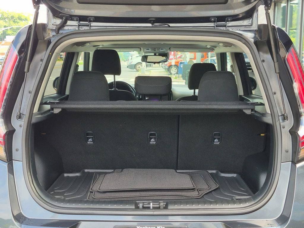Certified 2023 Kia Soul EX FWD image 8