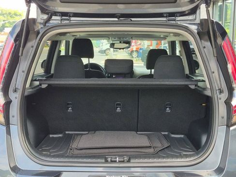 Certified 2023 Kia Soul EX FWD image 8