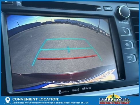 Used 2019 Toyota Highlander Plus w/ Carpet Mat Package (TMS) AWD/4WD image 26