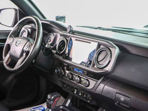 Used 2019 Toyota Tacoma TRD Pro image 29