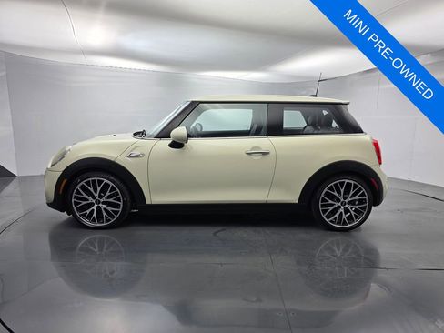Used 2017 MINI Cooper S image 7