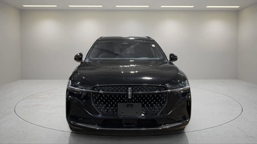 Certified 2024 Lincoln Nautilus Reserve w/ Jet Appearance Package (87T) AWD/4WD image 17